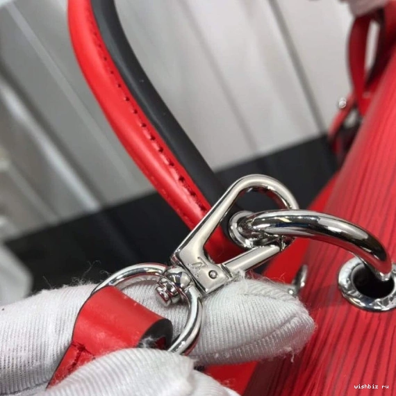 WIS LOUIS VUITTON GRENELLE PM 0920